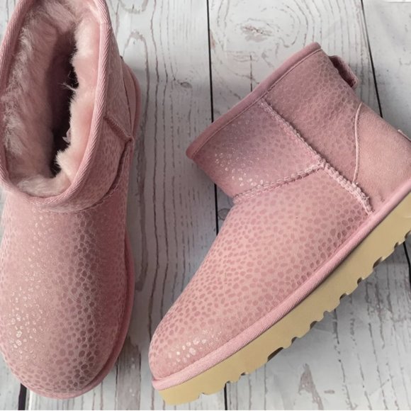 UGG Classic Mini Sparkles Spots Pink Boots Women Size 7 - Picture 2 of 5
